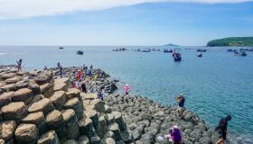 Capture the vibrant beauty of Vietnam’s coastal heritage with your visa
